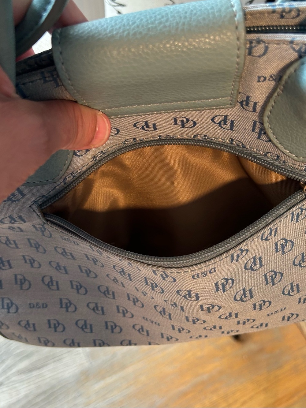 D&B fake double pocket hand bag - Picture 5 of 14